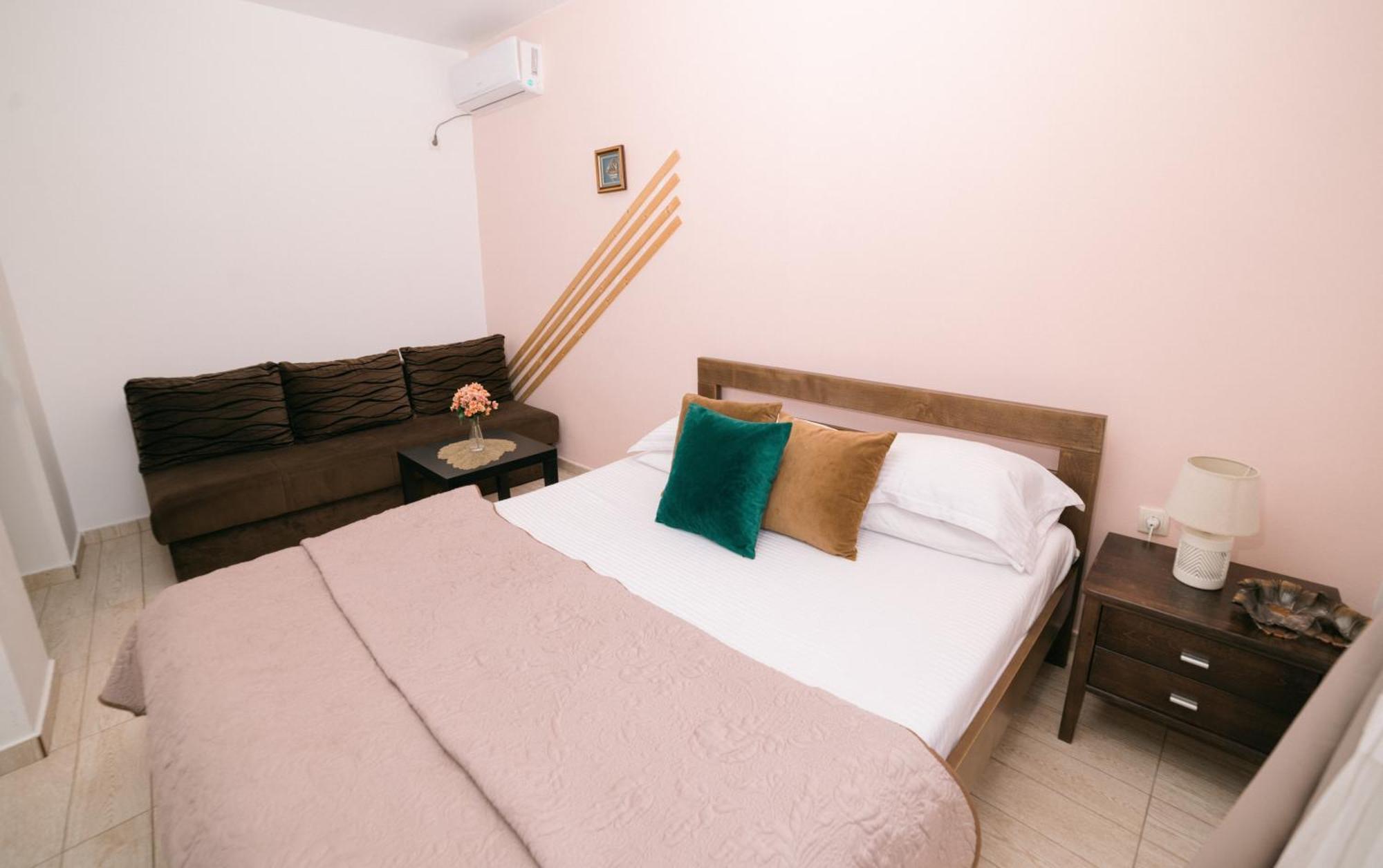 Apartments Lungo Mare Ulcinj Ngoại thất bức ảnh