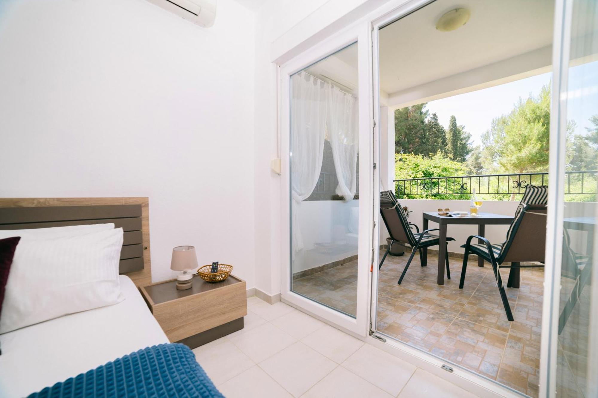 Apartments Lungo Mare Ulcinj Ngoại thất bức ảnh