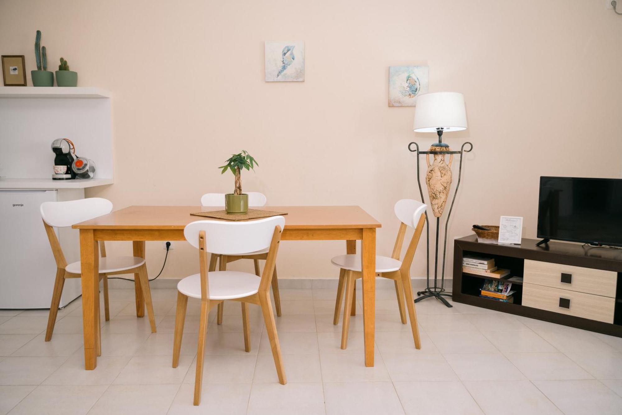 Apartments Lungo Mare Ulcinj Ngoại thất bức ảnh